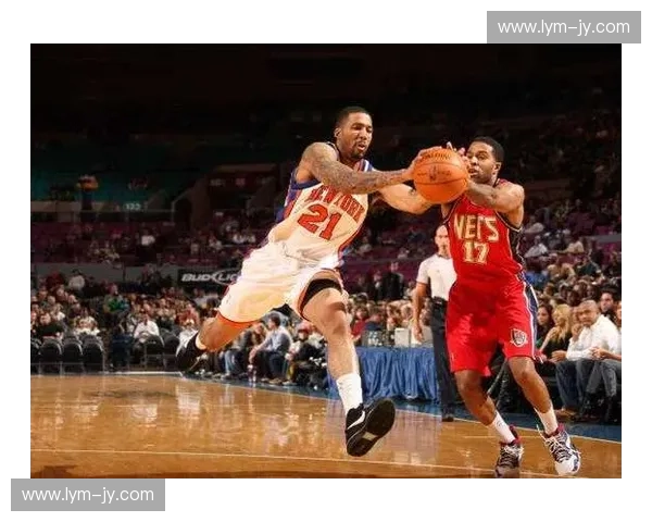 精确解析篮球抢断路线与防守布局的实战策略研究